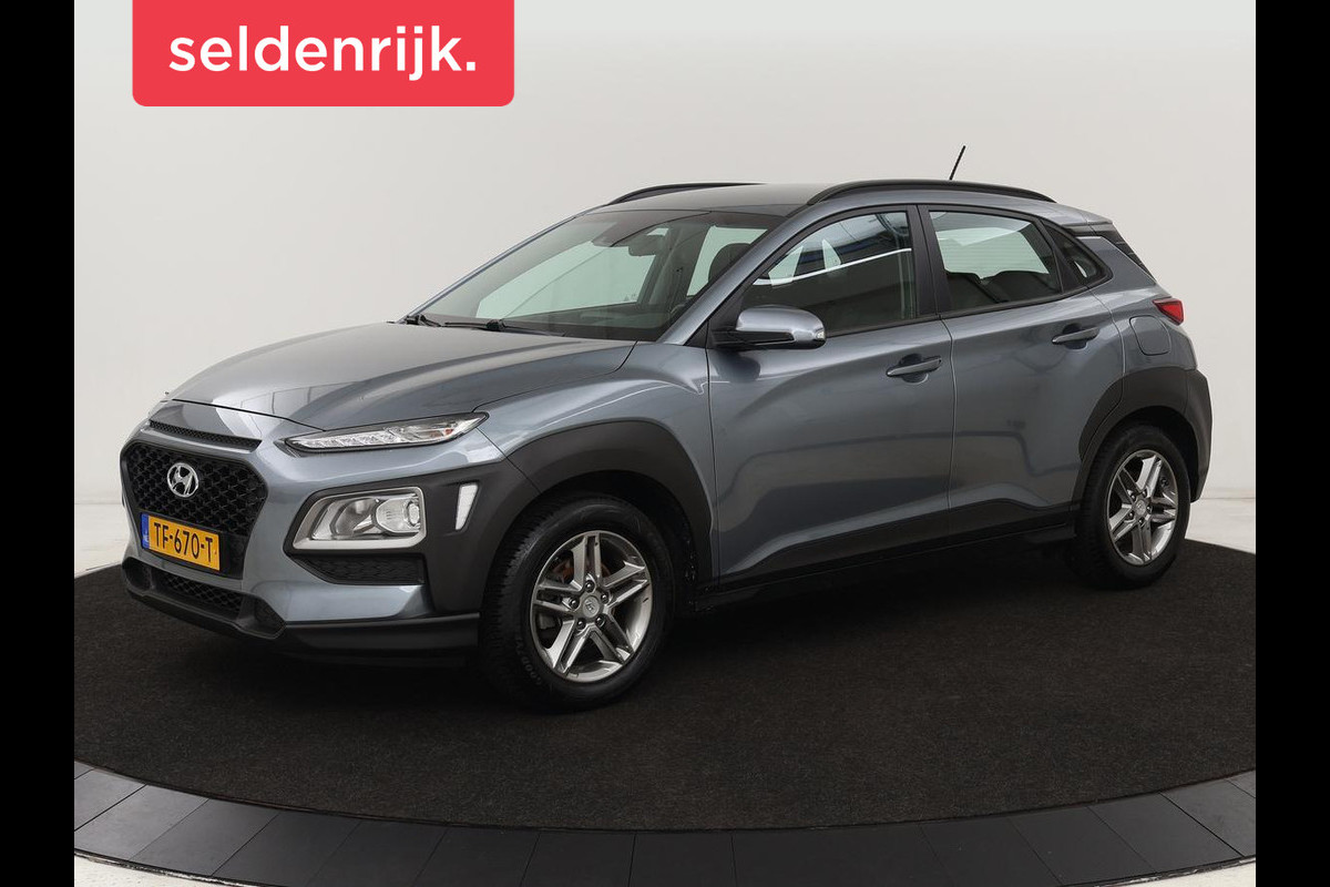 Hyundai Kona 1.0T Comfort | 1e eigenaar | Carplay | Trekhaak | Climate control | Camera | Cruise control | Parkeerhulp | Bluetooth Hyundai Kona 1.0T Comfort | 1e eigenaar | Carplay | Trekhaak | Climate control | Camera | Cruise control | Parkeerhulp | Bluetooth