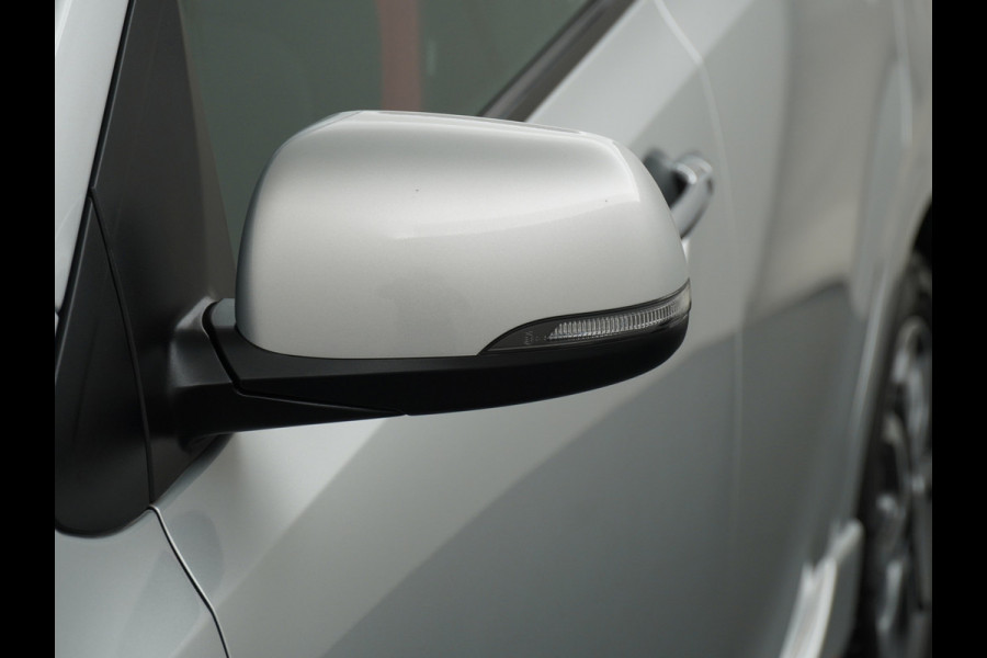 Kia Picanto 1.0 DPi GT-Line Apple Carplay/Android Auto - Cruise Control - Climate Control - Lederen bekleding - Navigatie - Achteruitrijcamera Fabrieksgarantie tot 06-2031