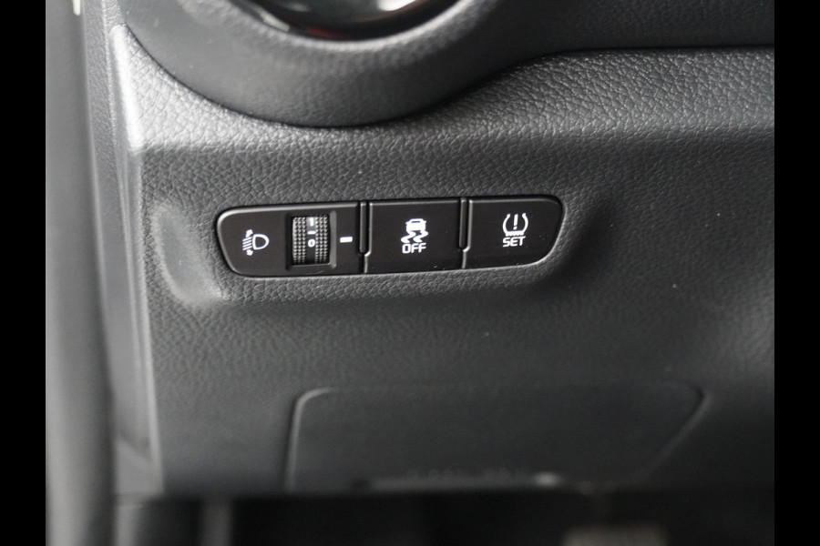 Kia Picanto 1.0 DPi GT-Line Apple Carplay/Android Auto - Cruise Control - Climate Control - Lederen bekleding - Navigatie - Achteruitrijcamera Fabrieksgarantie tot 06-2031