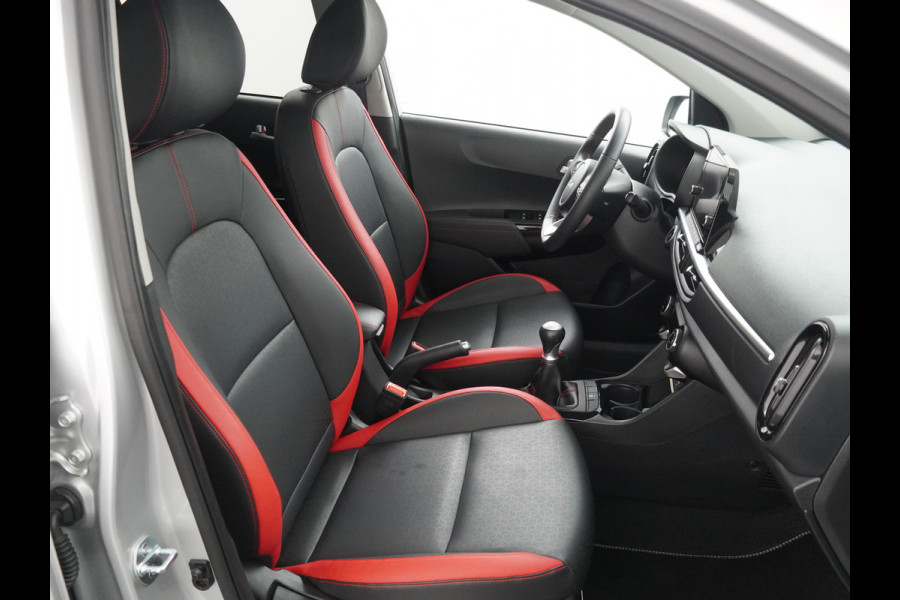 Kia Picanto 1.0 DPi GT-Line Apple Carplay/Android Auto - Cruise Control - Climate Control - Lederen bekleding - Navigatie - Achteruitrijcamera Fabrieksgarantie tot 06-2031