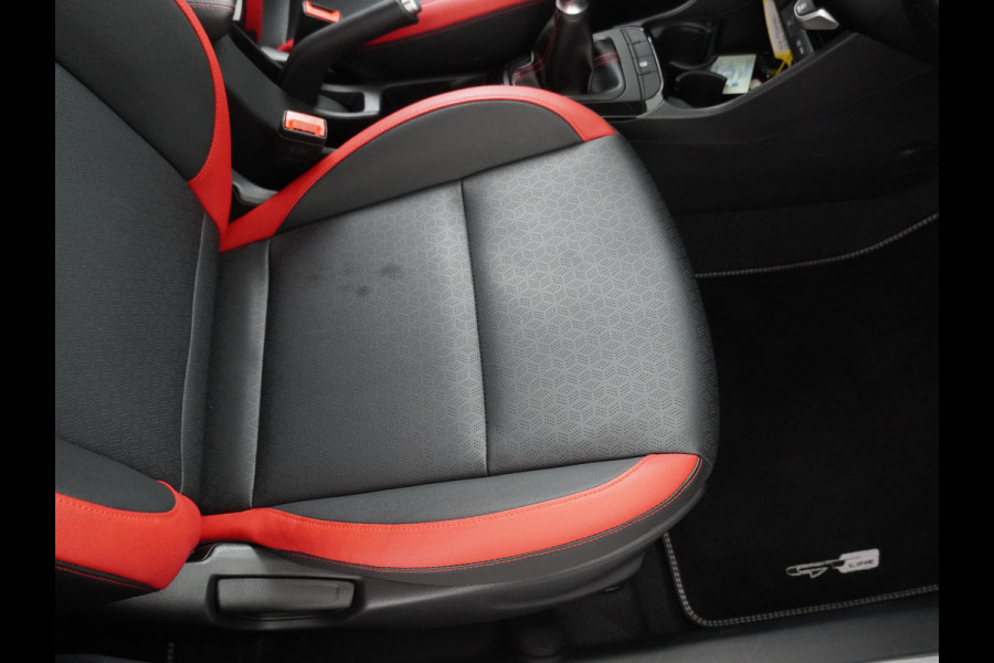 Kia Picanto 1.0 DPi GT-Line Apple Carplay/Android Auto - Cruise Control - Climate Control - Lederen bekleding - Navigatie - Achteruitrijcamera Fabrieksgarantie tot 06-2031