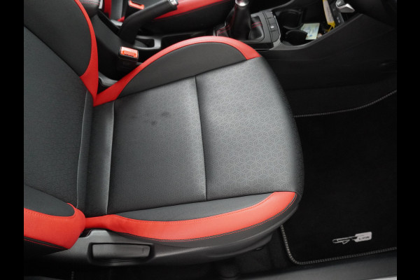 Kia Picanto 1.0 DPi GT-Line Apple Carplay/Android Auto - Cruise Control - Climate Control - Lederen bekleding - Navigatie - Achteruitrijcamera Fabrieksgarantie tot 06-2031