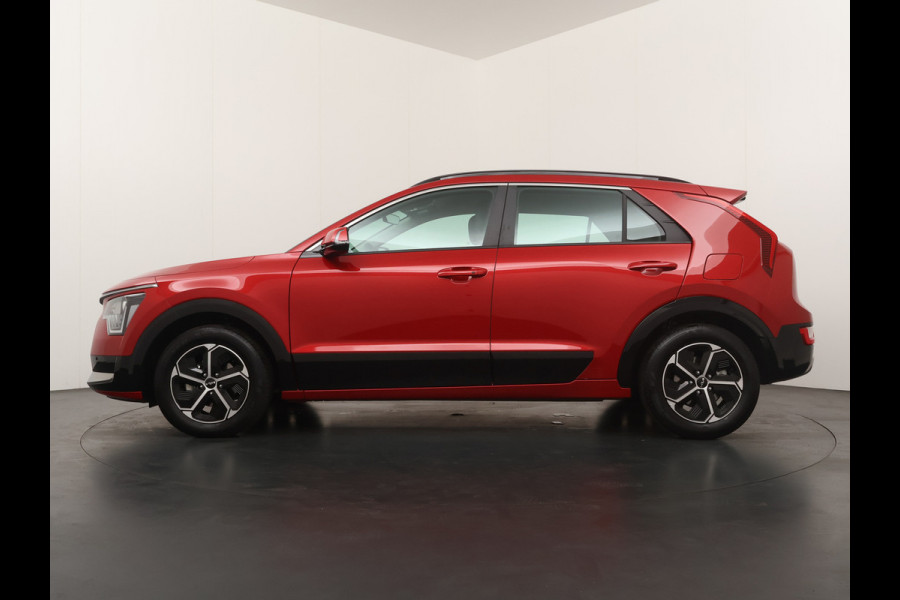 Kia Niro 1.6 GDi Hybrid DynamicLine Airco - Apple Carplay/Android Auto - Cruise Control Adaptief - Navigatie - Achteruitrijcamera - Fabrieksgarantie tot 04-2031