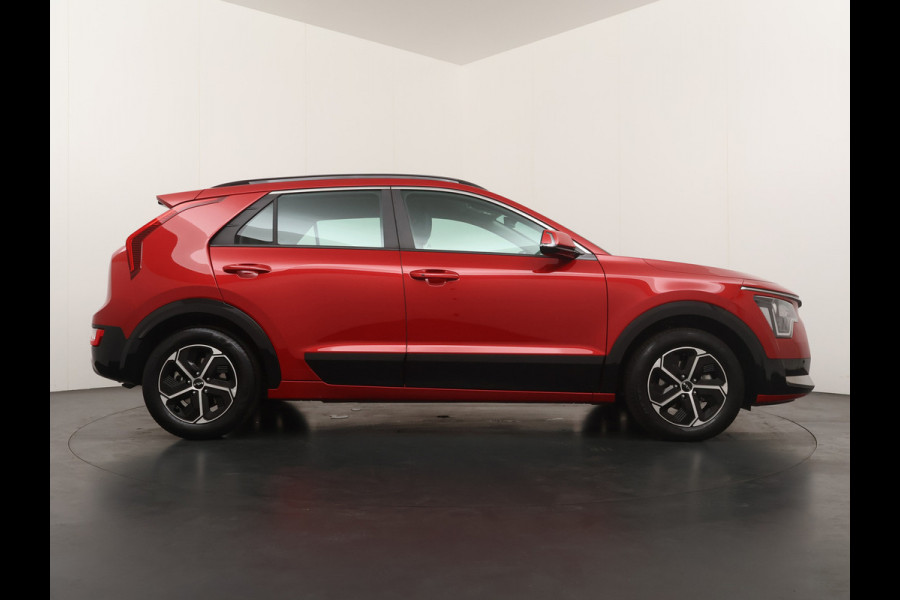 Kia Niro 1.6 GDi Hybrid DynamicLine Airco - Apple Carplay/Android Auto - Cruise Control Adaptief - Navigatie - Achteruitrijcamera - Fabrieksgarantie tot 04-2031