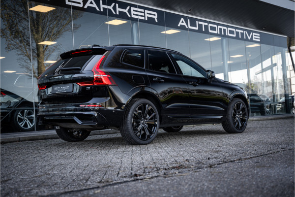 Volvo XC60 2.0 T6 Plug-in hybrid AWD Ultimate Black Edition ** Trekhaak ** Ventilatie ** Panodak ** B&W ** 12-2024!!