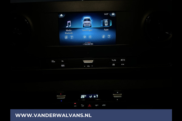 Mercedes-Benz Sprinter 317 CDI 170pk L3H2 Euro6 Airco | Camera | Apple Carplay | Android Auto Cruisecontrol, Parkeersensoren, Stoelverwarming, Bijrijdersbank, MBUX
