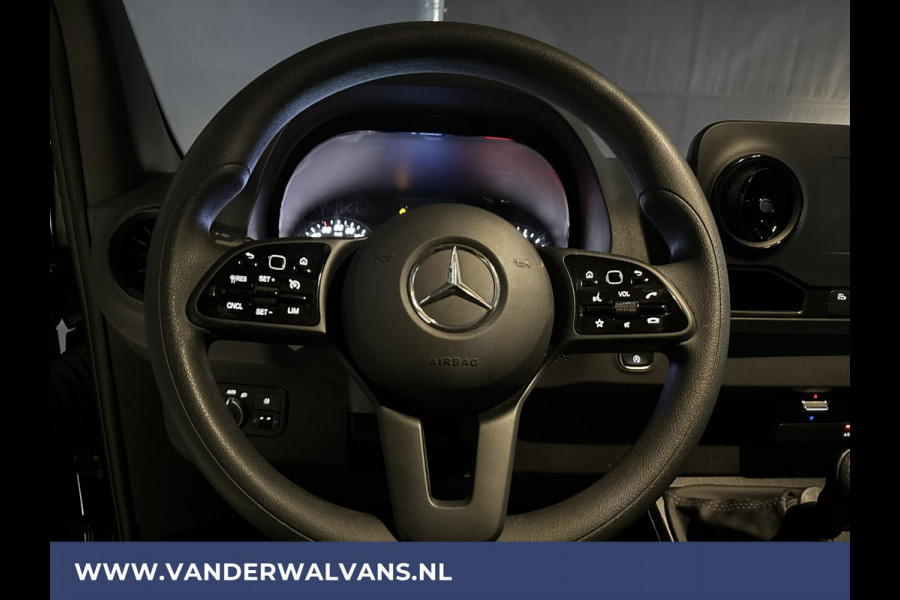 Mercedes-Benz Sprinter 317 CDI 170pk L3H2 Euro6 Airco | Camera | Apple Carplay | Android Auto Cruisecontrol, Parkeersensoren, Stoelverwarming, Bijrijdersbank, MBUX