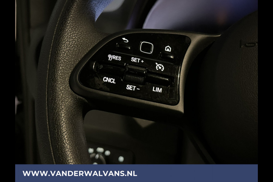Mercedes-Benz Sprinter 317 CDI 170pk L3H2 Euro6 Airco | Camera | Apple Carplay | Android Auto Cruisecontrol, Parkeersensoren, Stoelverwarming, Bijrijdersbank, MBUX