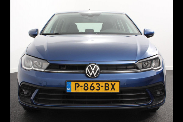 Volkswagen Polo 1.0 TSI Life | DEMO ! | Nieuw model Navigatie Digitale Cockpit Airco Parkeer sensoren V+A | LED Lichtmetalen Velgen