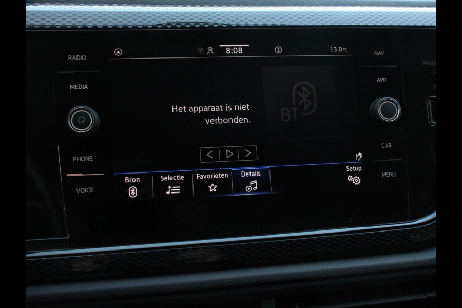Volkswagen Polo 1.0 TSI Life | DEMO ! | Nieuw model Navigatie Digitale Cockpit Airco Parkeer sensoren V+A | LED Lichtmetalen Velgen