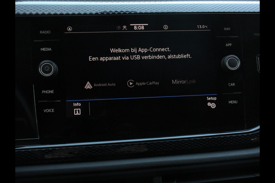 Volkswagen Polo 1.0 TSI Life | DEMO ! | Nieuw model Navigatie Digitale Cockpit Airco Parkeer sensoren V+A | LED Lichtmetalen Velgen
