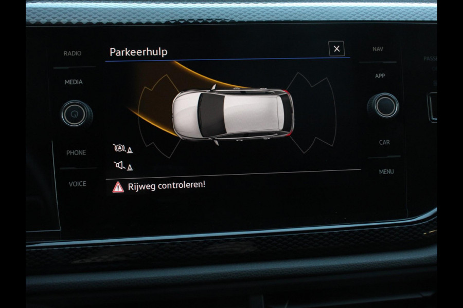 Volkswagen Polo 1.0 TSI Life | DEMO ! | Nieuw model Navigatie Digitale Cockpit Airco Parkeer sensoren V+A | LED Lichtmetalen Velgen