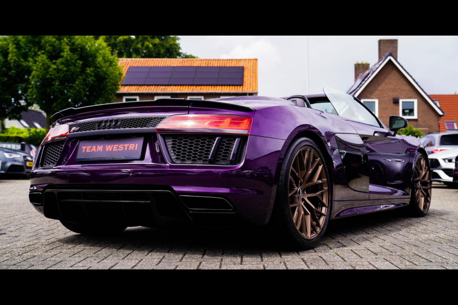 Audi R8 5.2 FSI Quattro Plus | Carbon |Audi Exclusive | Dealer onderhouden | PPF | RS-Zetels | RS Sportstuur | Bang&Olufsen | LED