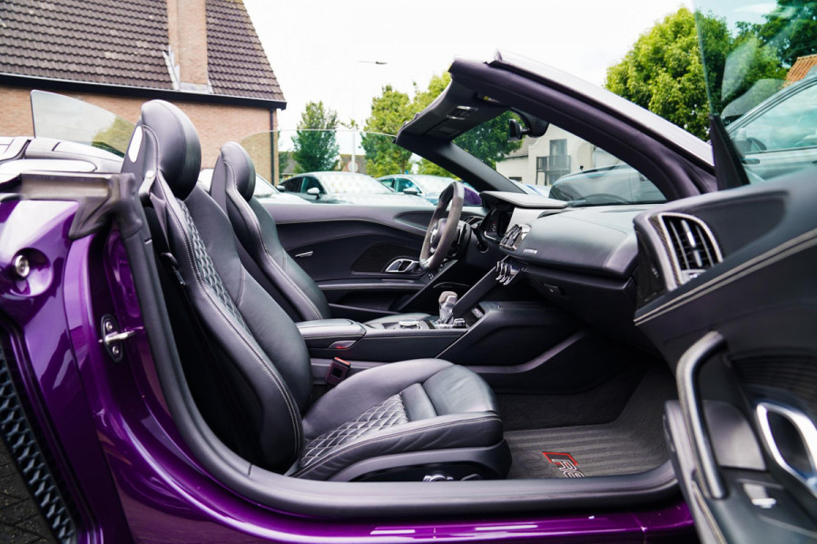 Audi R8 5.2 FSI Quattro Plus | Carbon |Audi Exclusive | Dealer onderhouden | PPF | RS-Zetels | RS Sportstuur | Bang&Olufsen | LED
