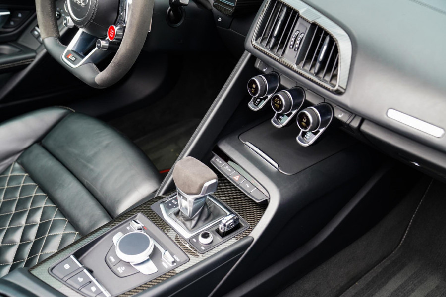 Audi R8 5.2 FSI Quattro Plus | Carbon |Audi Exclusive | Dealer onderhouden | PPF | RS-Zetels | RS Sportstuur | Bang&Olufsen | LED