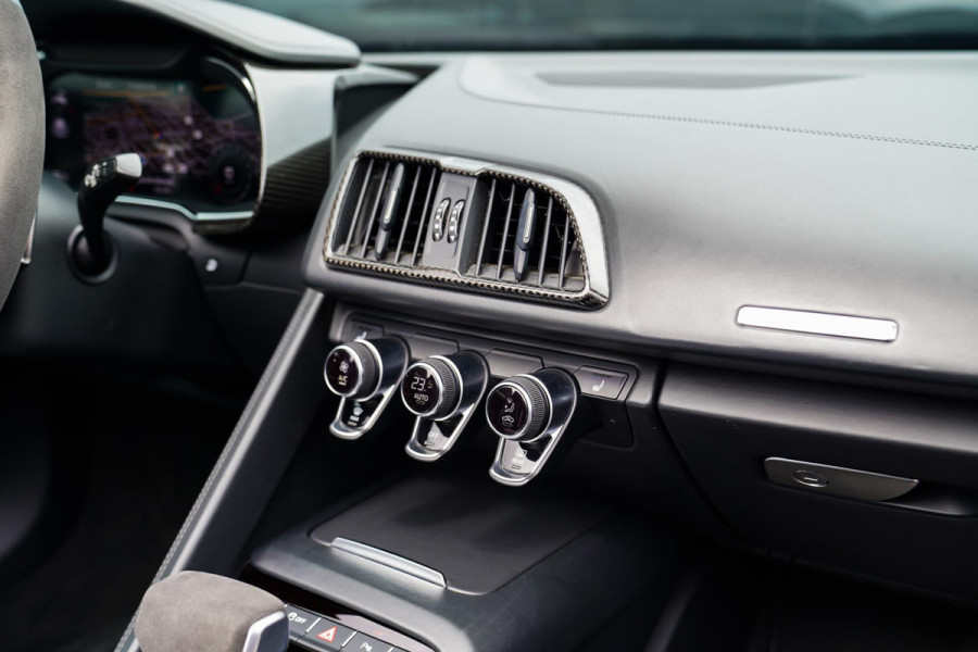 Audi R8 5.2 FSI Quattro Plus | Carbon |Audi Exclusive | Dealer onderhouden | PPF | RS-Zetels | RS Sportstuur | Bang&Olufsen | LED
