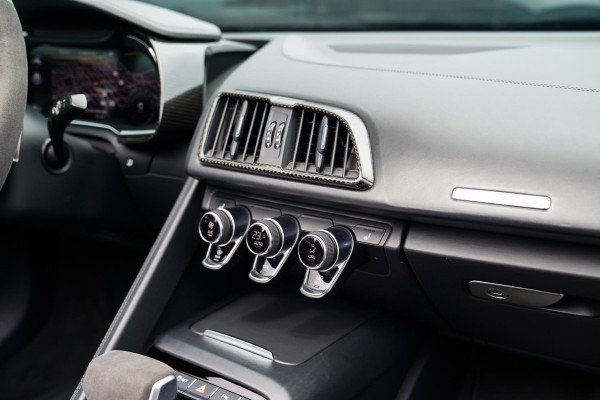 Audi R8 5.2 FSI Quattro Plus | Carbon |Audi Exclusive | Dealer onderhouden | PPF | RS-Zetels | RS Sportstuur | Bang&Olufsen | LED