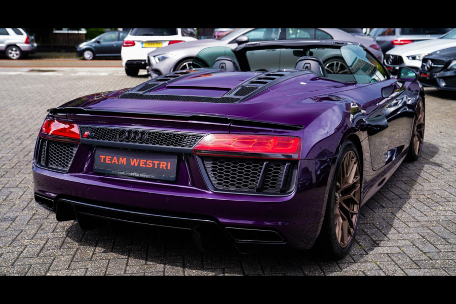 Audi R8 5.2 FSI Quattro Plus | Carbon |Audi Exclusive | Dealer onderhouden | PPF | RS-Zetels | RS Sportstuur | Bang&Olufsen | LED