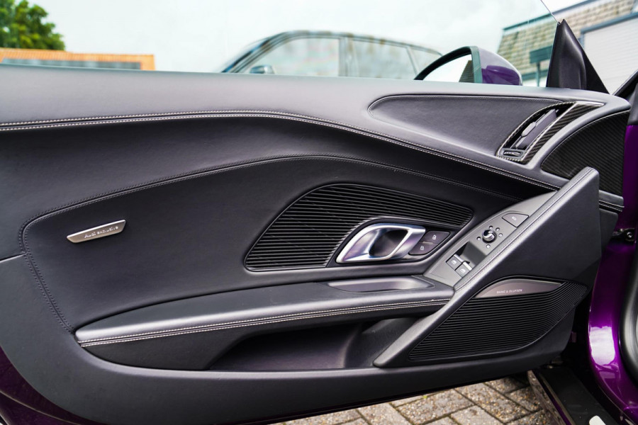 Audi R8 5.2 FSI Quattro Plus | Carbon |Audi Exclusive | Dealer onderhouden | PPF | RS-Zetels | RS Sportstuur | Bang&Olufsen | LED