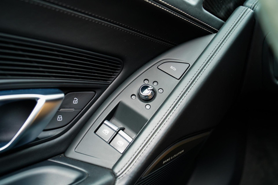 Audi R8 5.2 FSI Quattro Plus | Carbon |Audi Exclusive | Dealer onderhouden | PPF | RS-Zetels | RS Sportstuur | Bang&Olufsen | LED