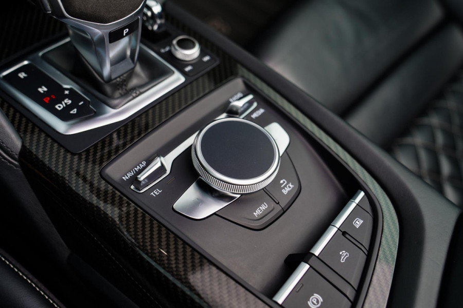 Audi R8 5.2 FSI Quattro Plus | Carbon |Audi Exclusive | Dealer onderhouden | PPF | RS-Zetels | RS Sportstuur | Bang&Olufsen | LED