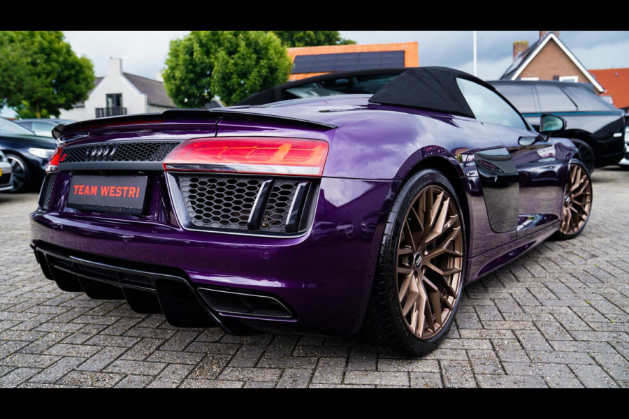 Audi R8 5.2 FSI Quattro Plus | Carbon |Audi Exclusive | Dealer onderhouden | PPF | RS-Zetels | RS Sportstuur | Bang&Olufsen | LED