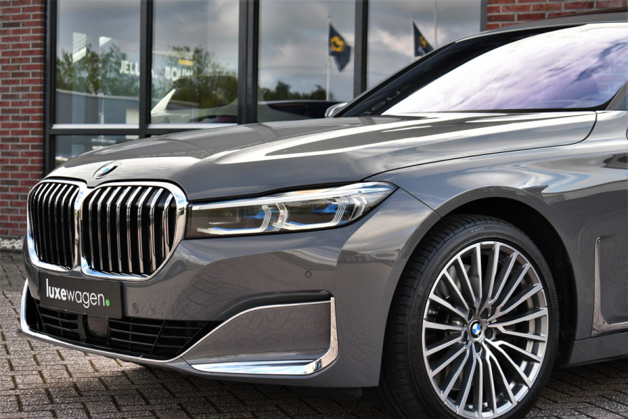BMW 7 Serie M760Li xDrive 6.6 V12 | NL-auto | Bernina-grau | NP 262K | LCI