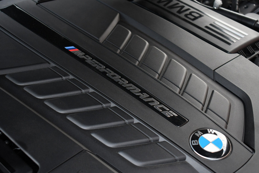 BMW 7 Serie M760Li xDrive 6.6 V12 | NL-auto | Bernina-grau | NP 262K | LCI