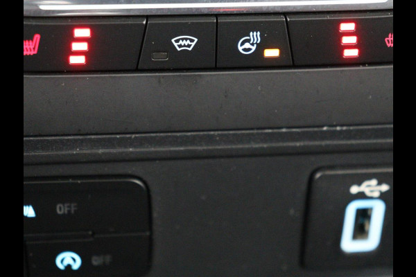 Ford EcoSport 1.0 EcoBoost ST-Line Black | Stoel & stuurverwarming | Camera | Carplay | Half leder | Climate control | Cruise control