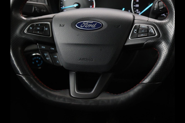 Ford EcoSport 1.0 EcoBoost ST-Line Black | Stoel & stuurverwarming | Camera | Carplay | Half leder | Climate control | Cruise control