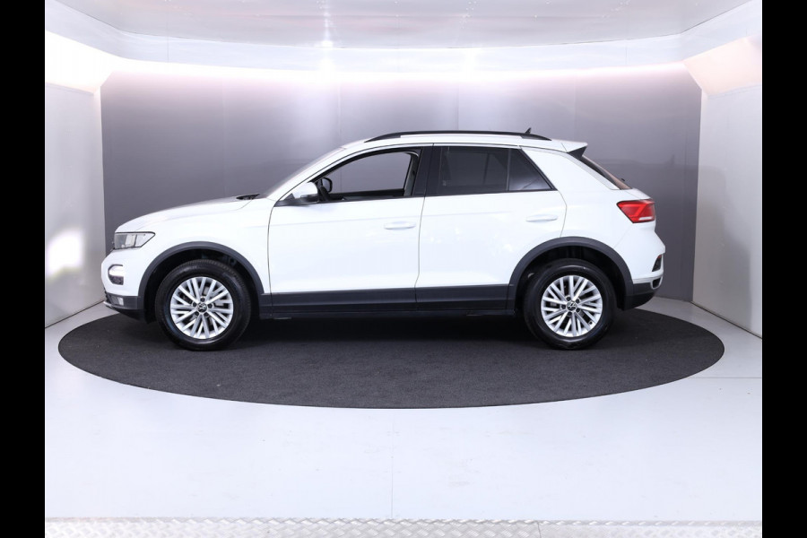 Volkswagen T-Roc 1.5 TSI Style 150 pk Automaat (DSG) | Navigatie | Parkeersensoren | Achteruitrijcamera | Adaptieve cruise control | Autom. airco | Apple Carplay/Android Auto |