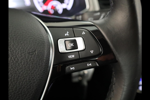 Volkswagen T-Roc 1.5 TSI Style 150 pk Automaat (DSG) | Navigatie | Parkeersensoren | Achteruitrijcamera | Adaptieve cruise control | Autom. airco | Apple Carplay/Android Auto |