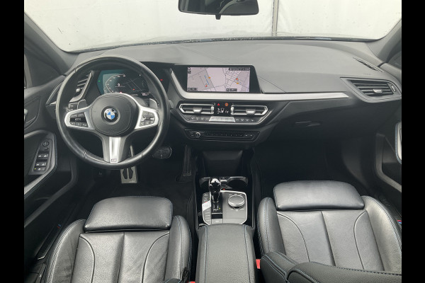 BMW 1-serie 118d Business M-Sport Trekhaak Leder Carplay Sfeerverl Led Voll.Onderhouden!