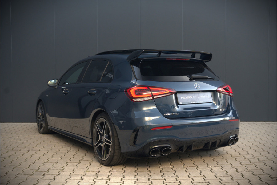 Mercedes-Benz A-Klasse AMG 35 4MATIC | Panoramadak | Burmester | Stoelverwarming | Keyless | Aero pack | Adaptive Cruise Control | Ambiance verlichting | Camera | Driving Assistant | DAB | LED
