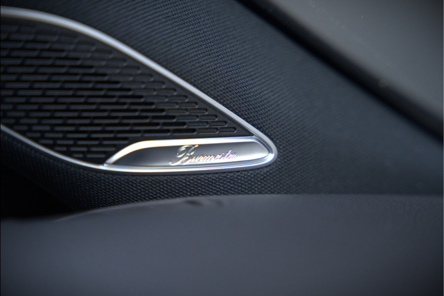 Mercedes-Benz A-Klasse AMG 35 4MATIC | Panoramadak | Burmester | Stoelverwarming | Keyless | Aero pack | Adaptive Cruise Control | Ambiance verlichting | Camera | Driving Assistant | DAB | LED