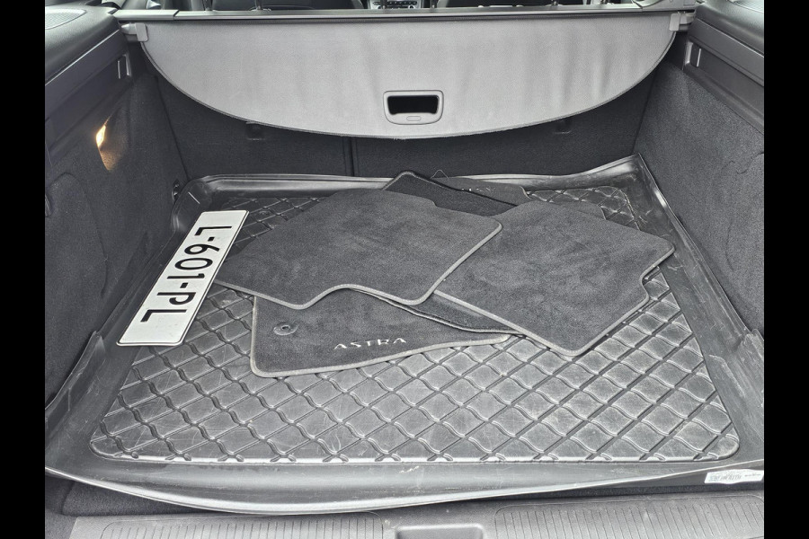 Opel Astra Sports Tourer 1.2 Edition Zeer netjes | Trekhaak | Climate control | Navigatie | App connect | Camera | Dealeronderhouden