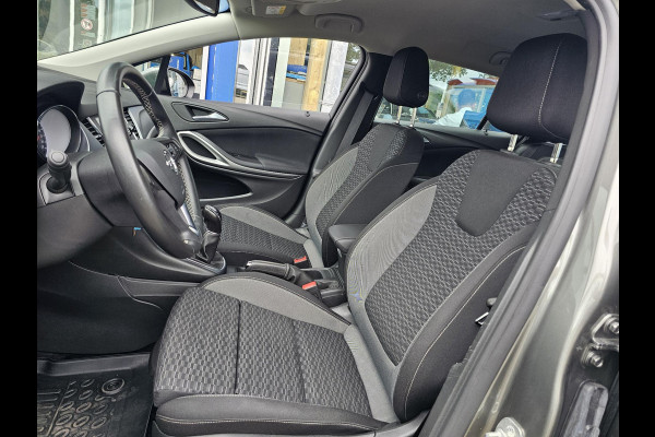 Opel Astra Sports Tourer 1.2 Edition Zeer netjes | Trekhaak | Climate control | Navigatie | App connect | Camera | Dealeronderhouden