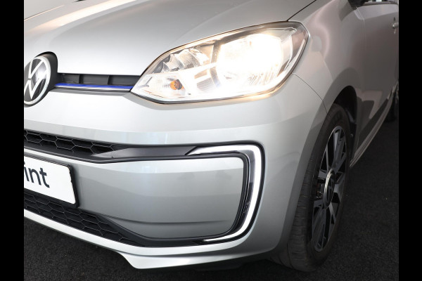 Volkswagen e-Up! e-up! Style 83 pk | Navigatie via App | Autom. airco | Cruise control | Parkeersensoren achter | Achteruitrijcamera | Stoelverwarming |