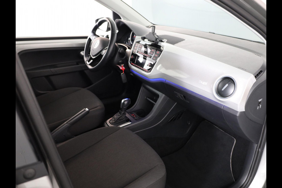 Volkswagen e-Up! e-up! Style 83 pk | Navigatie via App | Autom. airco | Cruise control | Parkeersensoren achter | Achteruitrijcamera | Stoelverwarming |