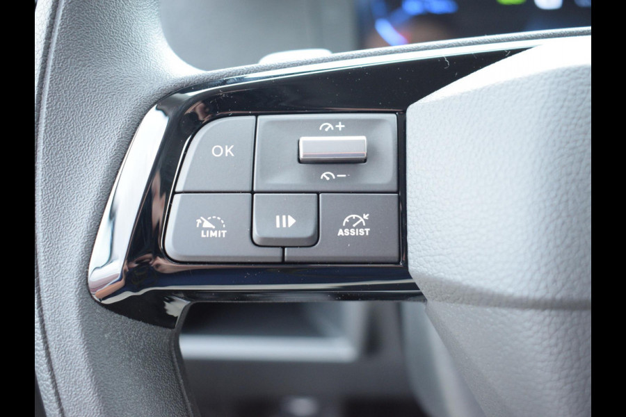 Peugeot e-Expert EV L3 75 kWh 3 ZITS | NAVI & CARPLAY | ACHTERUITRIJCAMERA MET SENSOREN | E.C.C. | UIT VOORRAAD LEVERBAAR
