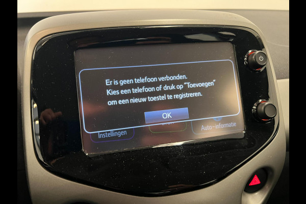Toyota Aygo 1.0 VVT-i X-Play / NL-auto / Camera / Bluetooth