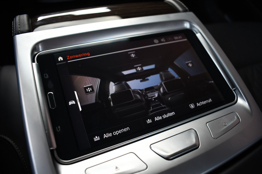 BMW 7 Serie M760Li xDrive 6.6 V12 | NL-auto | Bernina-grau | NP 262K | LCI