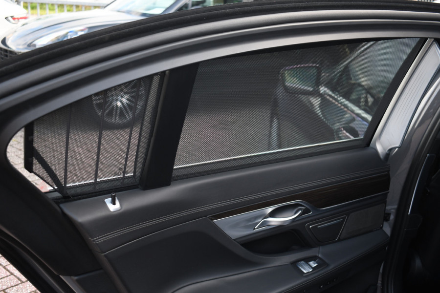 BMW 7 Serie M760Li xDrive 6.6 V12 | NL-auto | Bernina-grau | NP 262K | LCI
