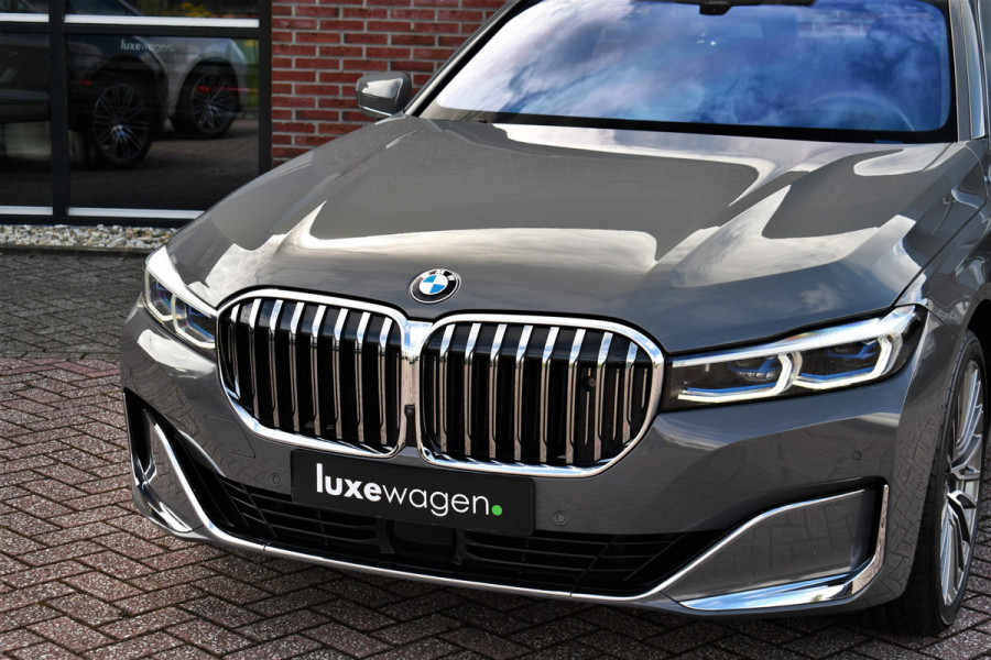 BMW 7 Serie M760Li xDrive 6.6 V12 | NL-auto | Bernina-grau | NP 262K | LCI