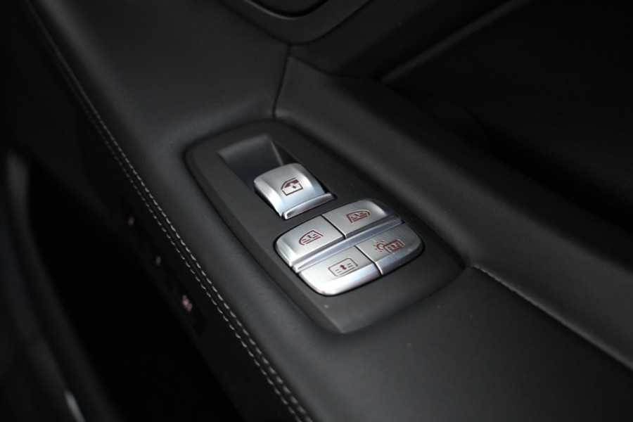 BMW 7 Serie M760Li xDrive 6.6 V12 | NL-auto | Bernina-grau | NP 262K | LCI
