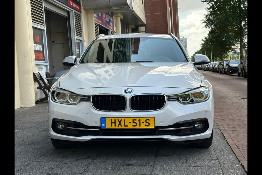 BMW 3 Serie Touring 320i M Sport Edition Aut Navi Clima