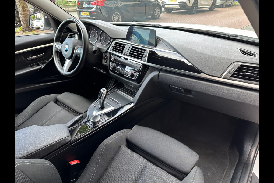 BMW 3 Serie Touring 320i M Sport Edition Aut Navi Clima