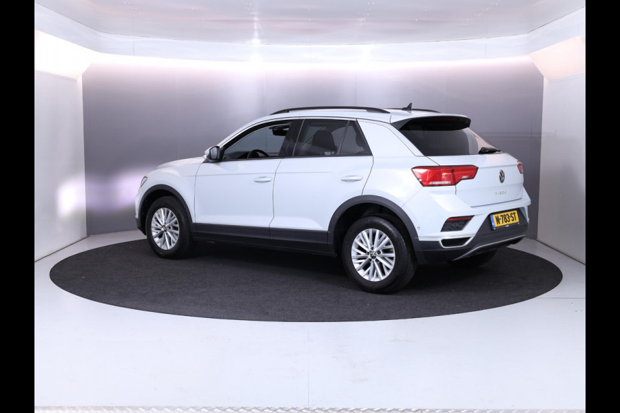 Volkswagen T-Roc 1.0 TSI Style 110 pk | Navigatie via App | Parkeersensoren (Park assist) | Adaptieve cruise control | Elektr. achterklep |