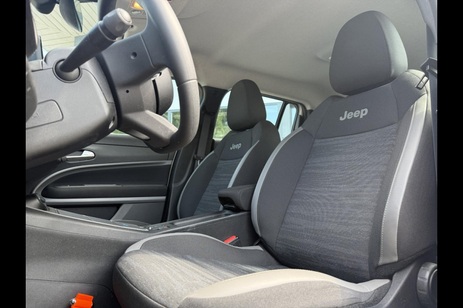 Jeep Avenger Longitude 54 kWh Aut. | Navi | Carplay | Stoelverwarming |