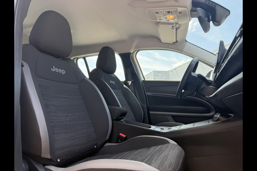 Jeep Avenger Longitude 54 kWh Aut. | Navi | Carplay | Stoelverwarming |